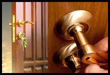 Golden Locksmith Services Santa Monica, CA 310-975-3525 logo-image - abt-res-01
